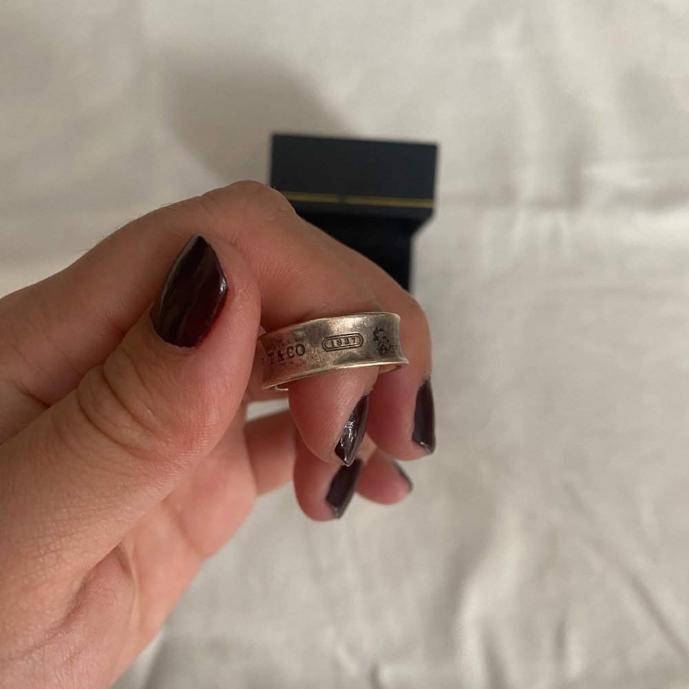 Tiffany & Co 1837 Ring Medium size